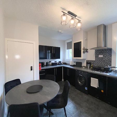 Glasgow Apartment Close To The Airport Ренфрю Екстериор снимка