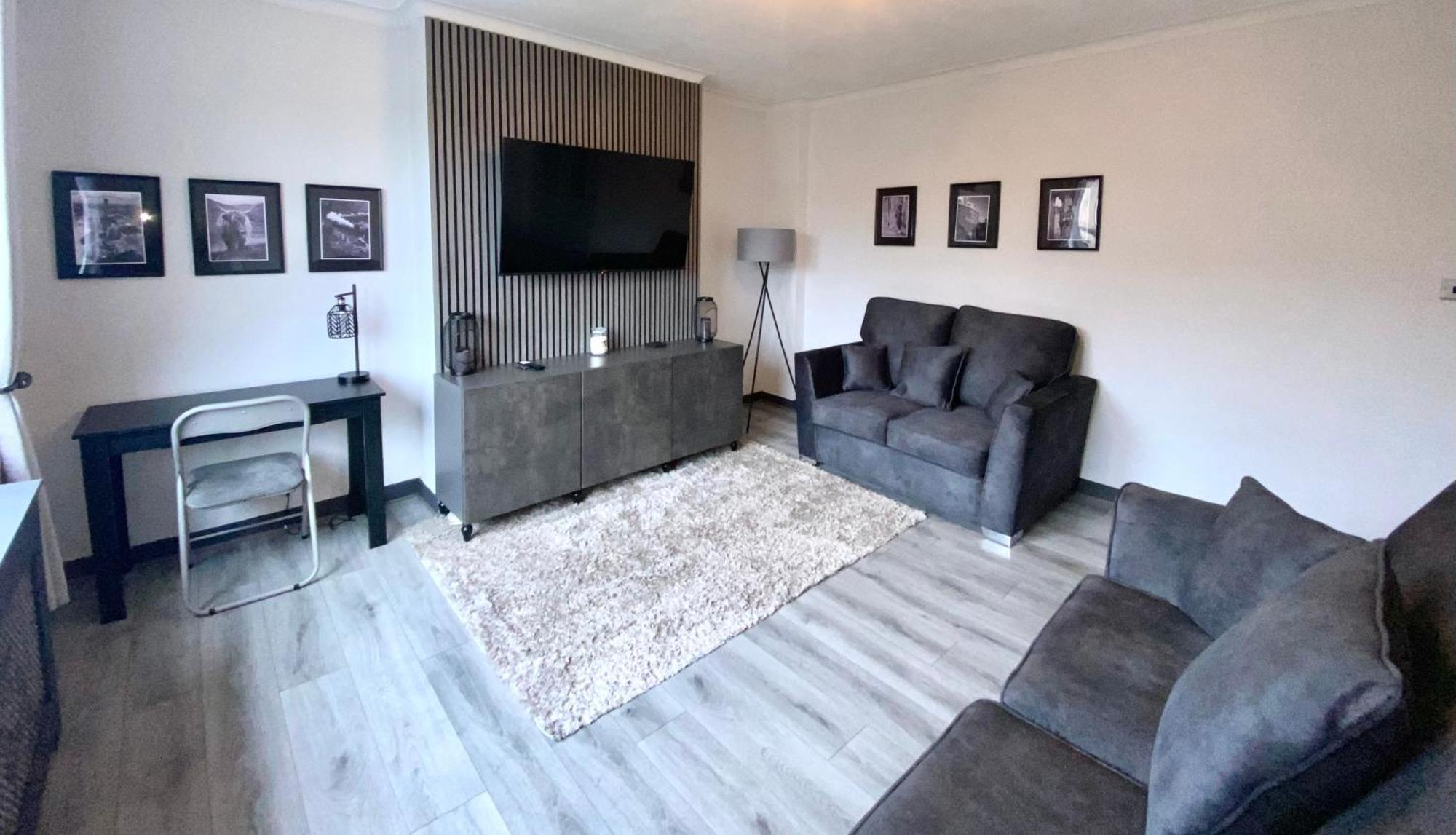Glasgow Apartment Close To The Airport Ренфрю Екстериор снимка